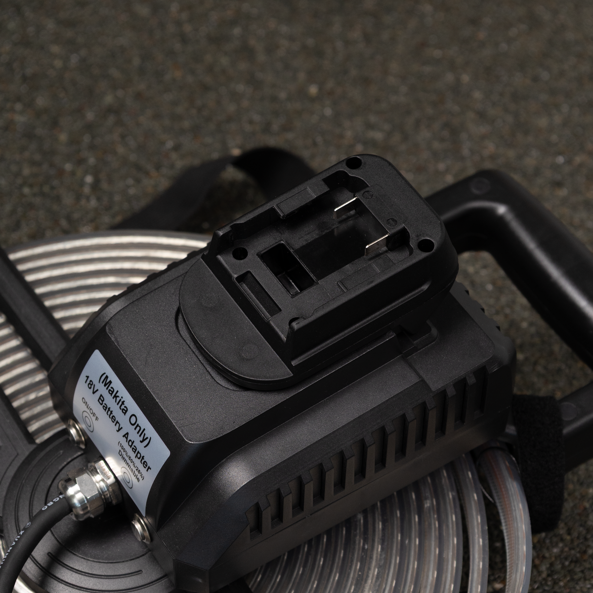 Battery Converter | DeWalt & Milwaukee (for Battery-Operated Site Light)